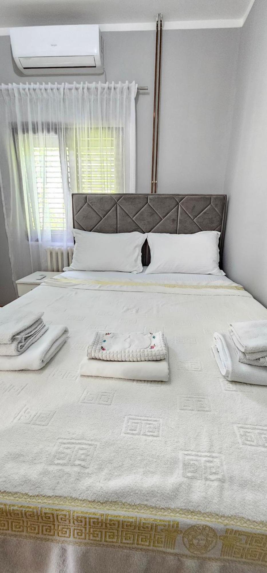 Apartment Popovic Kotor